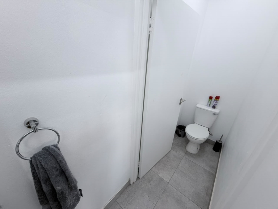 To Let Commercial Property for Rent in Fisantekraal Western Cape